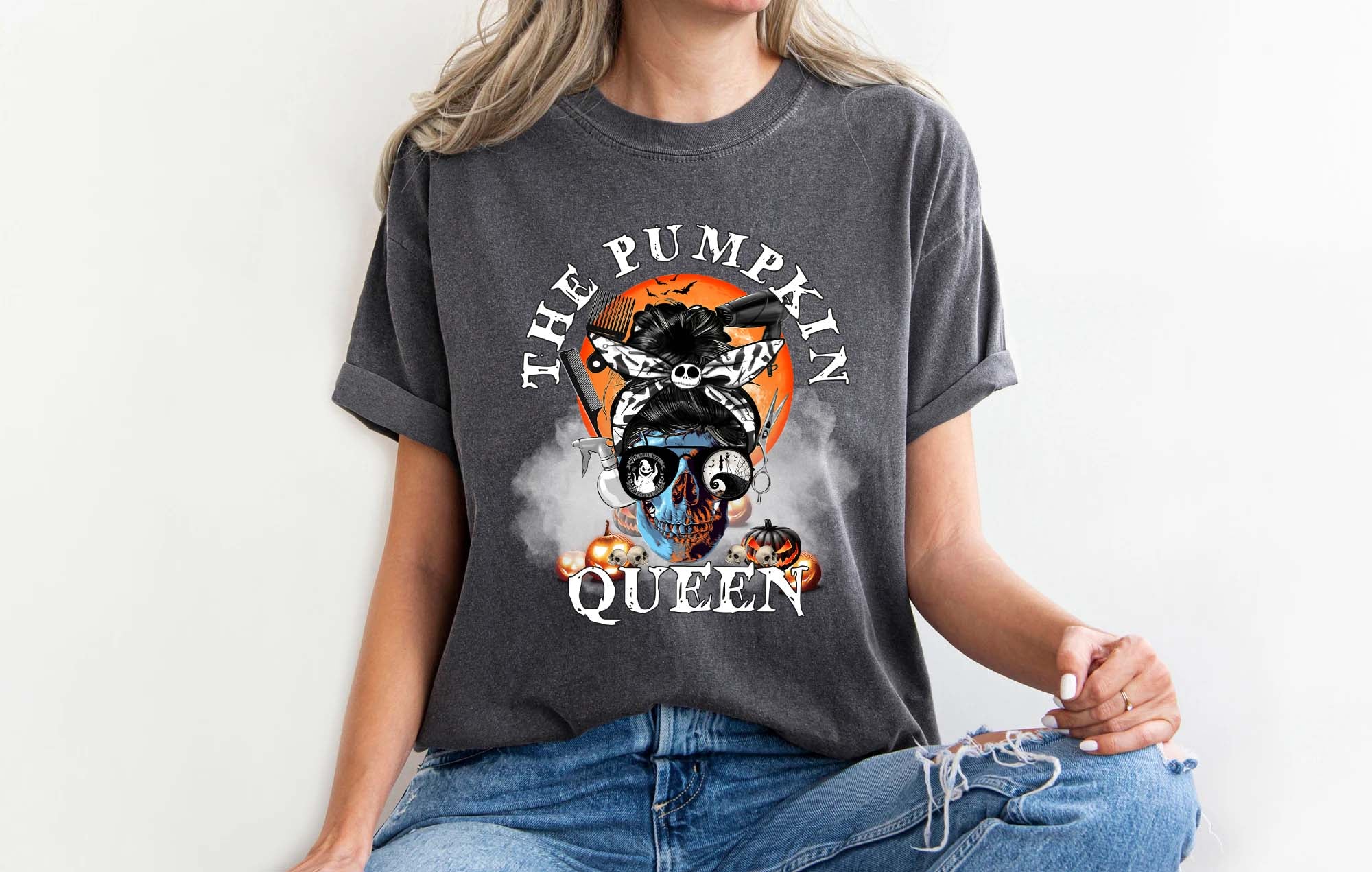 Pumpkin Queen Hairstylist Shirt - Halloween Salon Shirt P466