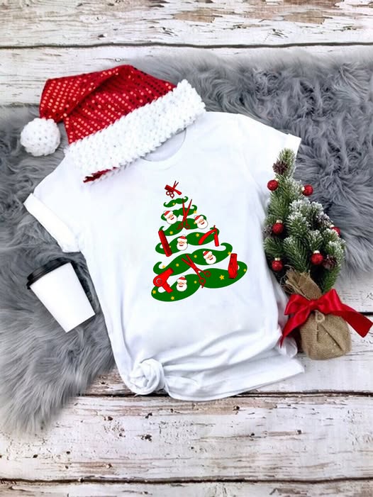 Christmas Tree Hairstylist T-Shirt P610